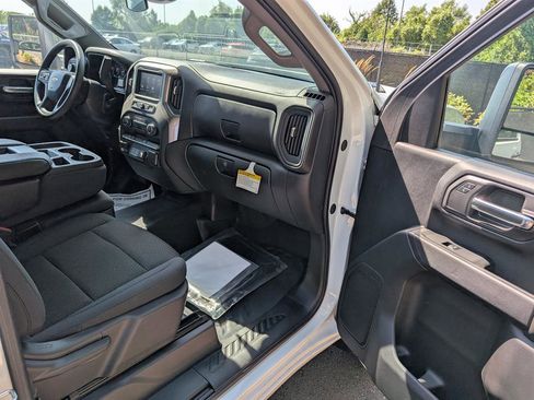 Used 2024 Chevrolet Silverado 3500 W/T w/ Snow Plow Prep Package image 11