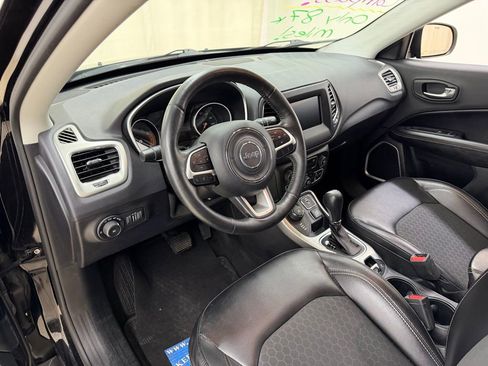 Used 2018 Jeep Compass Latitude w/ Popular Equipment Group image 20