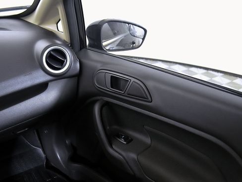 Used 2019 Ford Fiesta SE FWD image 23