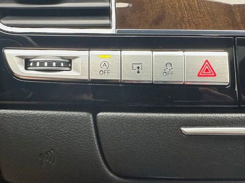 Used 2016 Audi A8 L 4.0T w/ Cold Weather Package image 39