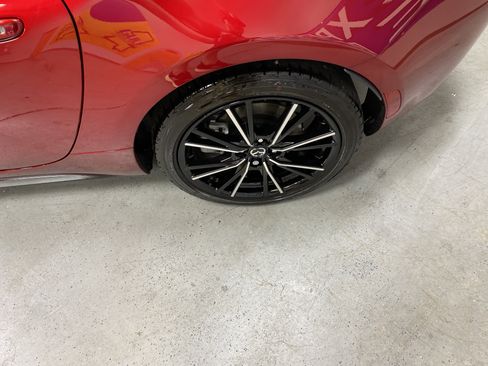 Used 2025 MAZDA MX-5 Miata Grand Touring image 12