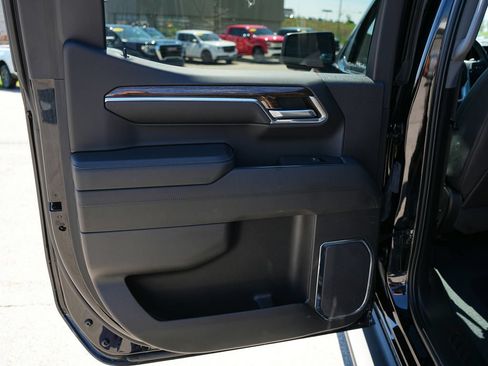 Used 2024 GMC Sierra 1500 Elevation w/ Elevation Premium Package AWD/4WD image 26