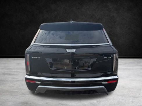 Certified 2026 Cadillac Vistiq Luxury image 7