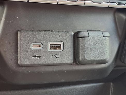 Used 2021 GMC Sierra 1500 AT4 AWD/4WD image 6