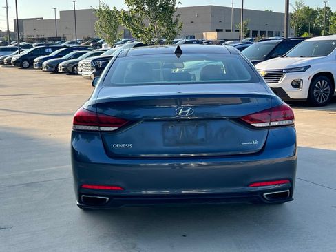 Used 2015 Hyundai Genesis 3.8 w/ Option Group 02 AWD/4WD image 10