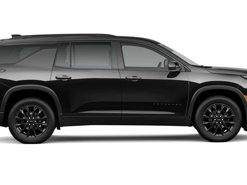 New 2026 Chevrolet Traverse LT FWD image 3