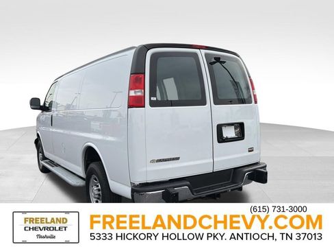 Used 2023 Chevrolet Express 2500 w/ Driver Convenience Package image 5