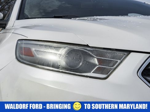 Used 2013 Ford Taurus SEL image 12