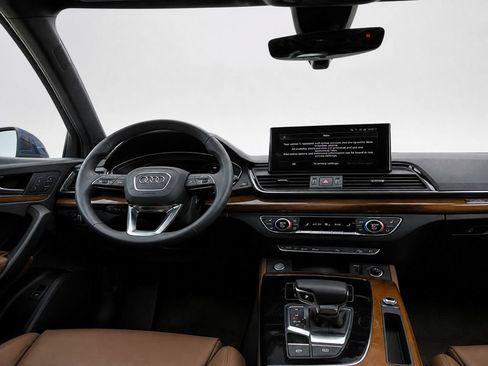 Used 2023 Audi Q5 2.0T Premium Plus AWD/4WD image 29