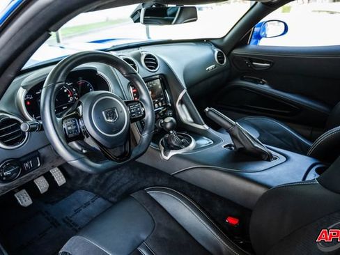 Used 2015 Dodge Viper w/ Quick Order Package 22J GT RWD image 2