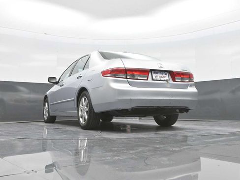 Used 2004 Honda Accord EX image 30