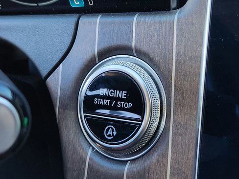 Used 2025 Mercedes-Benz E 350 4MATIC Sedan image 20