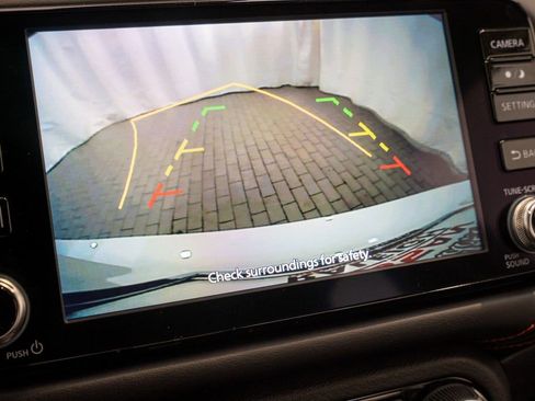 New 2025 Nissan Versa SR w/ Trunk Package image 14