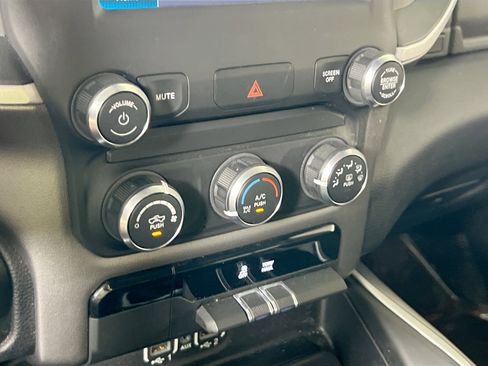 Used 2022 RAM 1500 Big Horn image 15