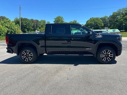 New 2026 GMC Sierra 1500 AT4 w/ AT4 Premium Package AWD/4WD image 5