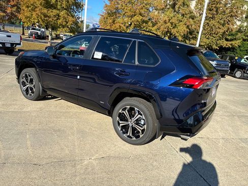 New 2025 Toyota RAV4 XSE image 3