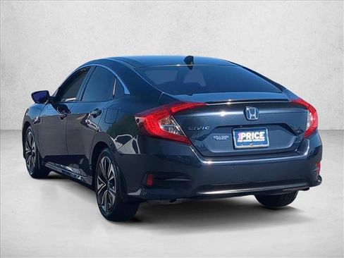 Used 2018 Honda Civic EX-T image 8