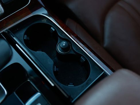 Used 2014 Audi A8 L TDI w/ Premium Package image 49