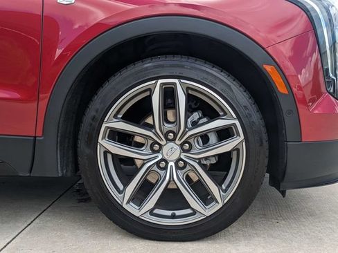 Used 2022 Cadillac XT4 Sport w/ Comfort Package FWD image 11