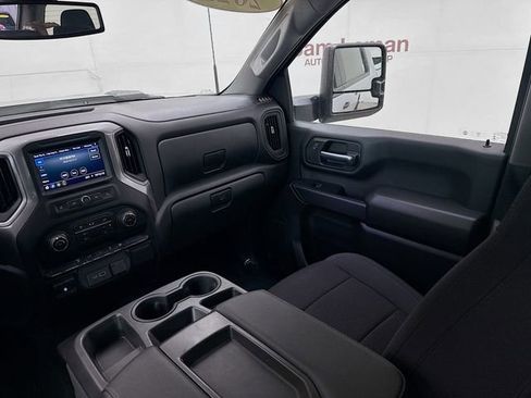 Used 2022 Chevrolet Silverado 2500 Custom w/ Custom Value Package image 22