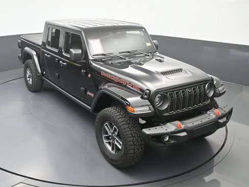 Used 2026 Jeep Gladiator Mojave AWD/4WD image 62