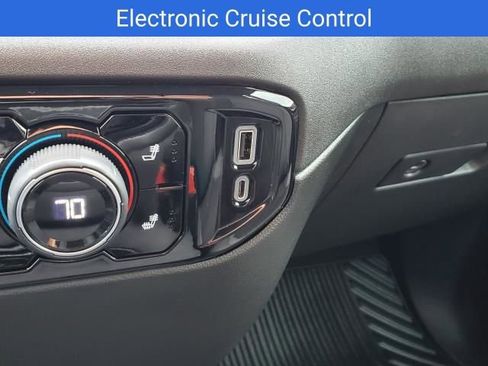 Used 2022 Chevrolet Silverado 1500 RST image 30