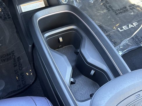 New 2026 Nissan Leaf Platinum+ image 18