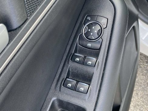 Used 2024 Ford Edge SEL AWD/4WD image 16