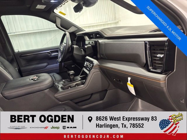 Used 2026 GMC Sierra 1500 AT4 w/ AT4 Premium Package AWD/4WD image 16