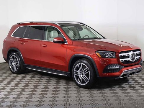 Used 2021 Mercedes-Benz GLS 450 4MATIC image 2