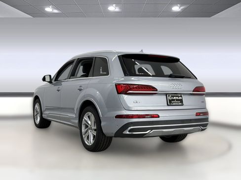 Used 2022 Audi Q7 3.0T Premium Plus w/ Premium Plus Package AWD/4WD image 3