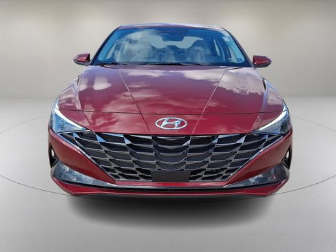 Certified 2023 Hyundai Elantra Limited image 3