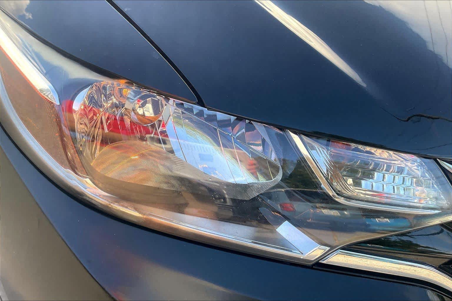 Used 2019 Honda Fit EX image 26