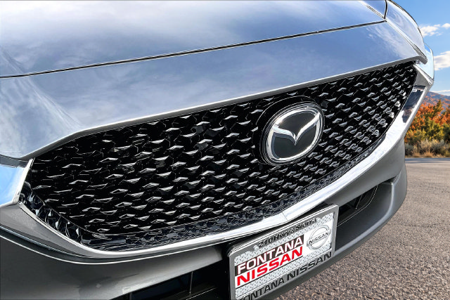 Used 2025 MAZDA CX-30 AWD 2.5 S w/ Premium Package image 32