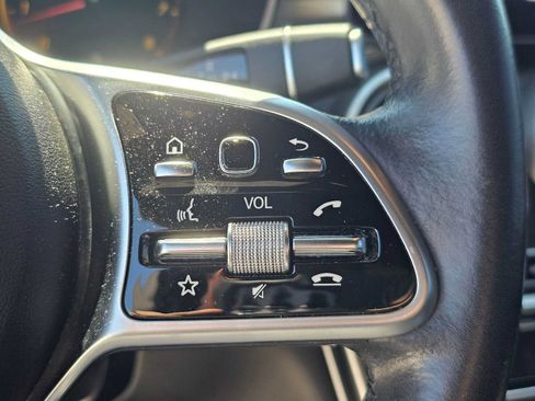 Certified 2022 Mercedes-Benz GLC 300 image 29