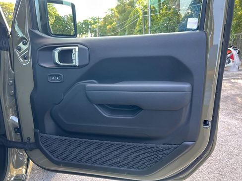 New 2026 Jeep Gladiator Sport image 26