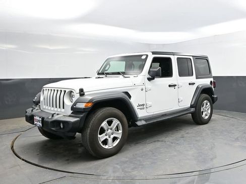 Used 2018 Jeep Wrangler Unlimited Sport S AWD/4WD image 5