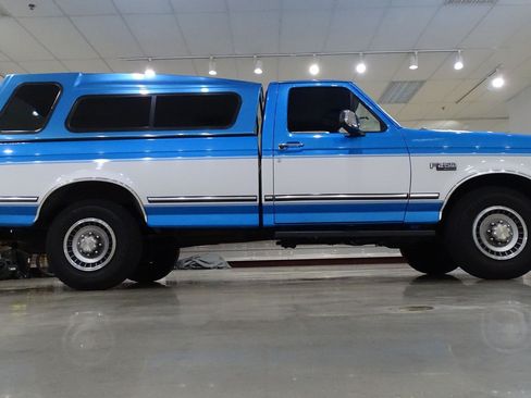 Used 1994 Ford F250 2WD Regular Cab image 19
