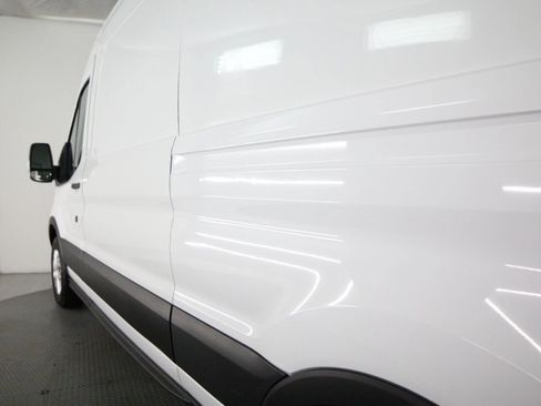 Used 2019 Ford Transit 150 148 Medium Roof RWD image 42