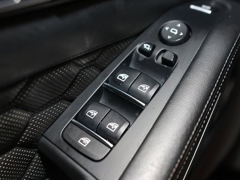 Used 2021 BMW X5 M w/ Competition Package image 25