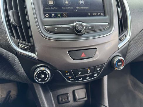 Used 2019 Chevrolet Cruze LS image 31