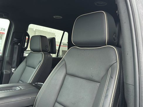 Used 2024 Chevrolet Tahoe Premier image 28