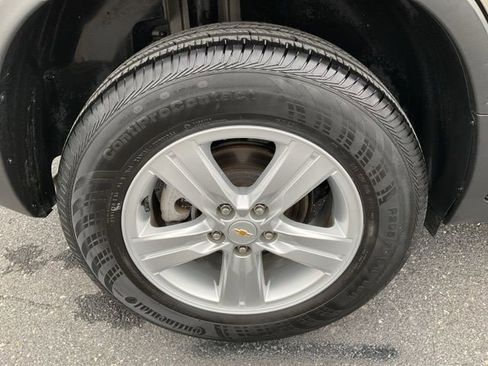 Certified 2022 Chevrolet Trax LT w/ LT Convenience Package image 12