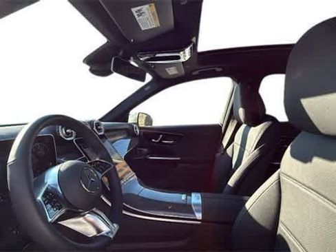 Certified 2025 Mercedes-Benz GLC 300 GLC 300 image 4