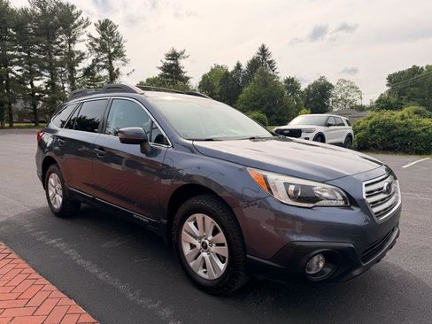 Used 2016 Subaru Outback 2.5i Premium AWD/4WD image 4