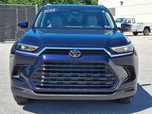 Used 2025 Toyota Grand Highlander AWD image 5