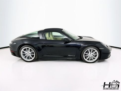 Used 2021 Porsche 911 Targa 4S AWD/4WD image 5