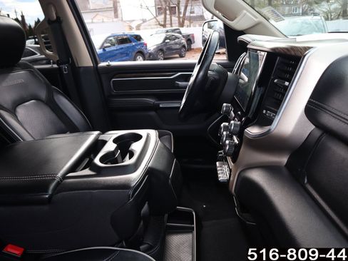 Used 2019 RAM 1500 Laramie image 41