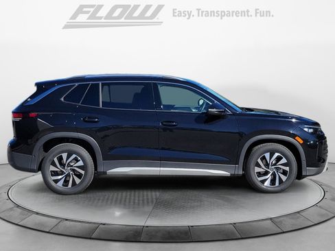New 2026 Volkswagen Tiguan S image 8