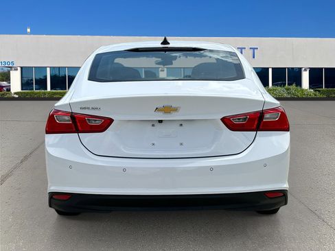 Used 2024 Chevrolet Malibu LS w/ Driver Confidence Package FWD image 6